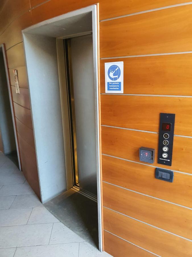 Apartamento Attico Con Vista Su Genova Exterior foto